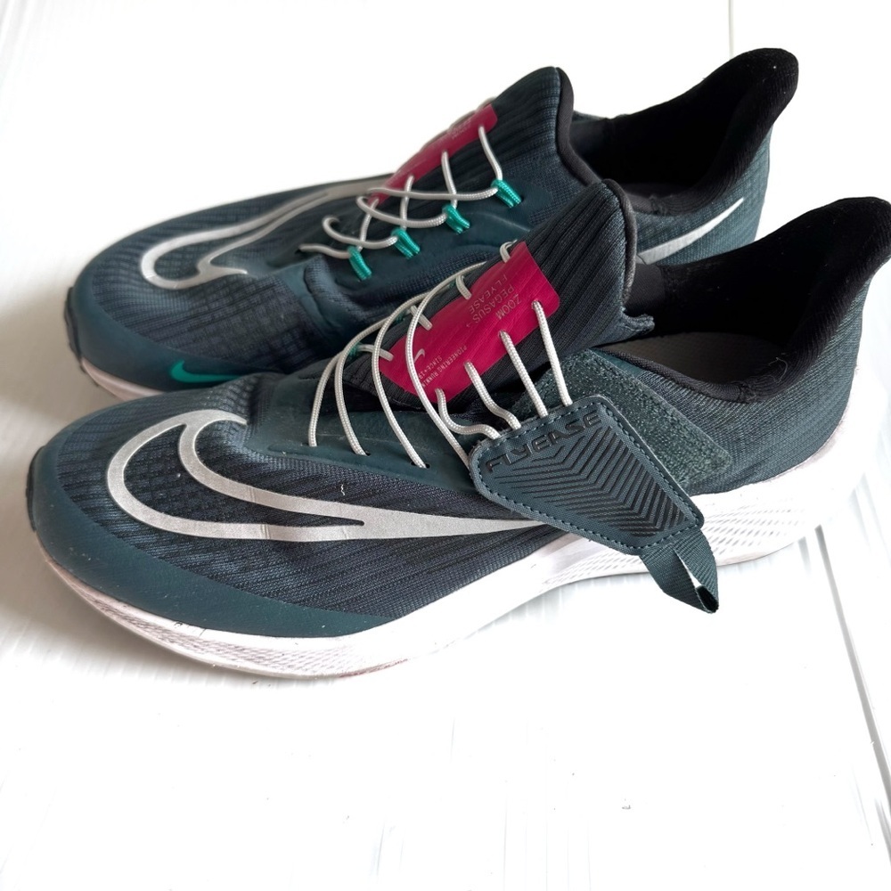 Nike Zoom Pegasus Flyease Teal and Pink Athletic Sneakers size 9.5